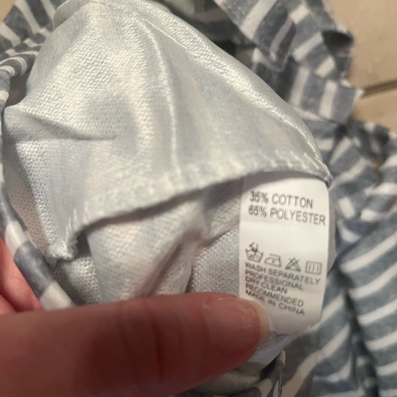 Striped Sleeveless Jumpsuit - Picture 4 of 5